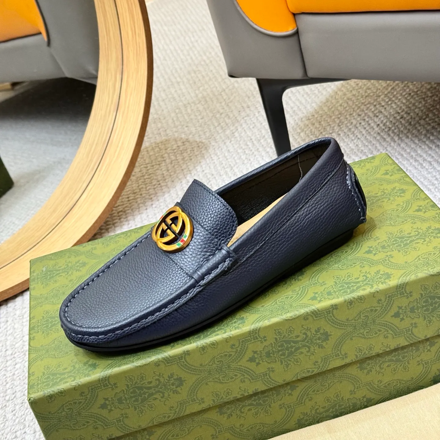 Men's shoes 💰420 (Yangli) Gucci* - the top version of Gucci classic beanie shoes! It is made of imported original cowhide and has a comfortable first layer of sheepskin lining! Original wear-resistant rubber outsole! High quality products! Size 38-46, with shoe dial, cloth bag, card